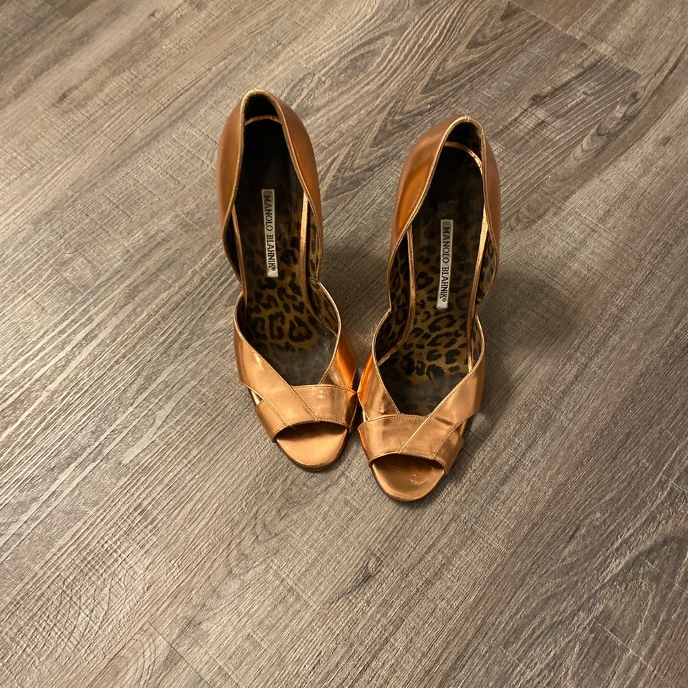 Manolo Blahnik Rose gold stiletto heels